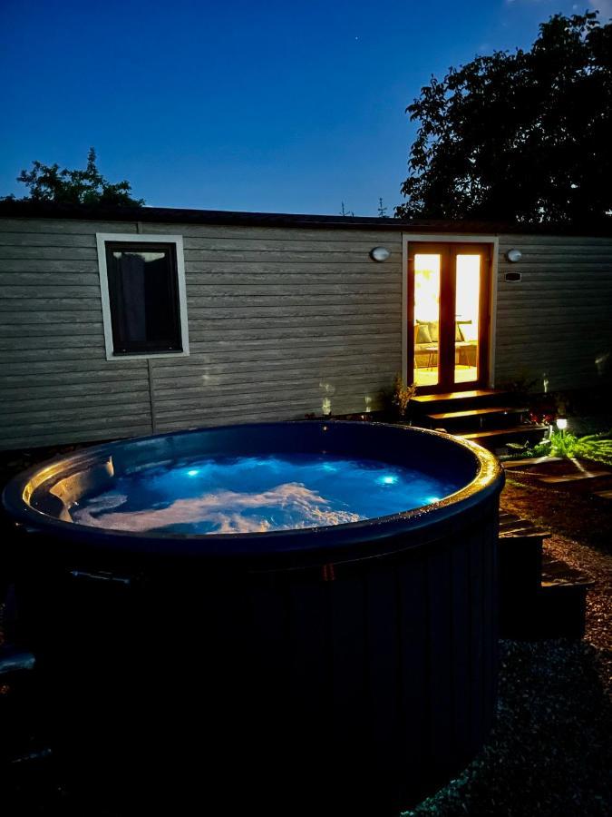 Domcek Pod Orechom Krásnohorské Podhradie Exterior foto